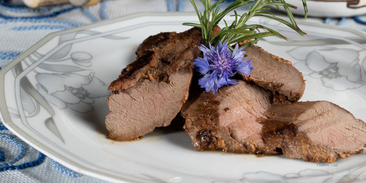 Hirschfilet mit Senfkruste: WILD OESTERREICH Rezept